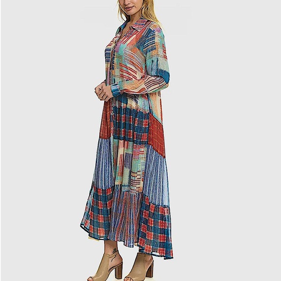 Tolani Multicolor Long Sleeve Maxi Dress - Picture 2 of 15